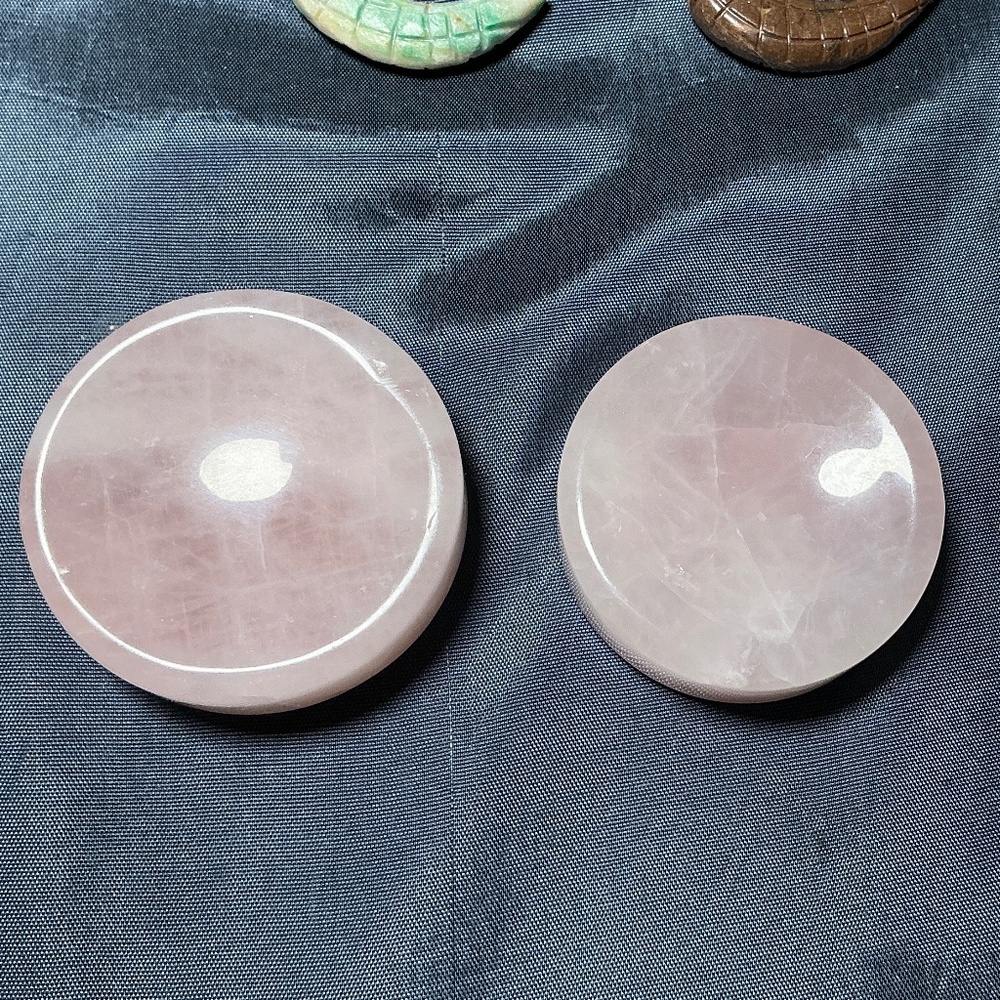 2 rose quartz d-ishes